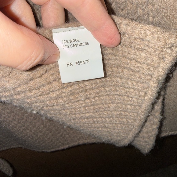 Elegant Tan Women's Coat - Picture 6 of 7